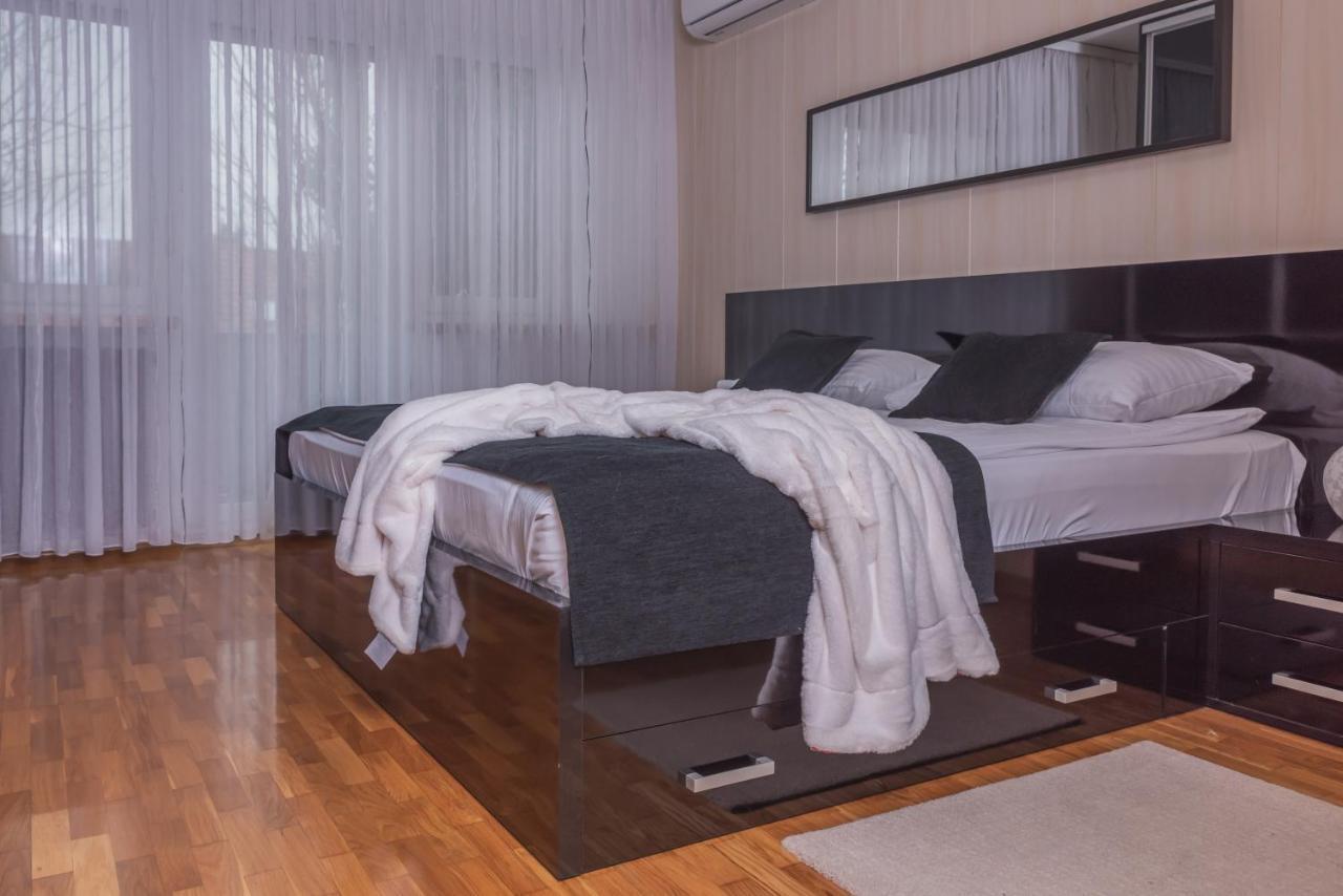 Apartment Check In Zagreb Maksimir-Free Parking ภายนอก รูปภาพ