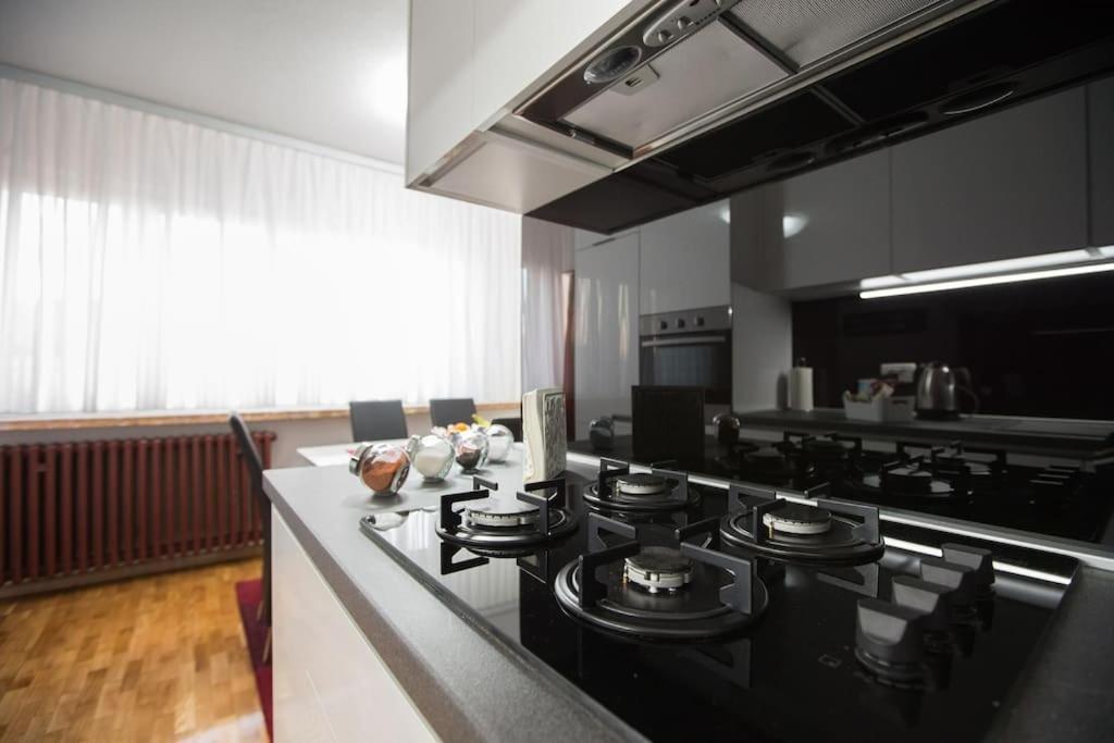 Apartment Check In Zagreb Maksimir-Free Parking ภายนอก รูปภาพ