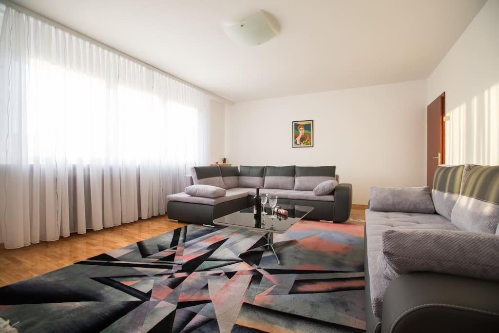 Apartment Check In Zagreb Maksimir-Free Parking ภายนอก รูปภาพ